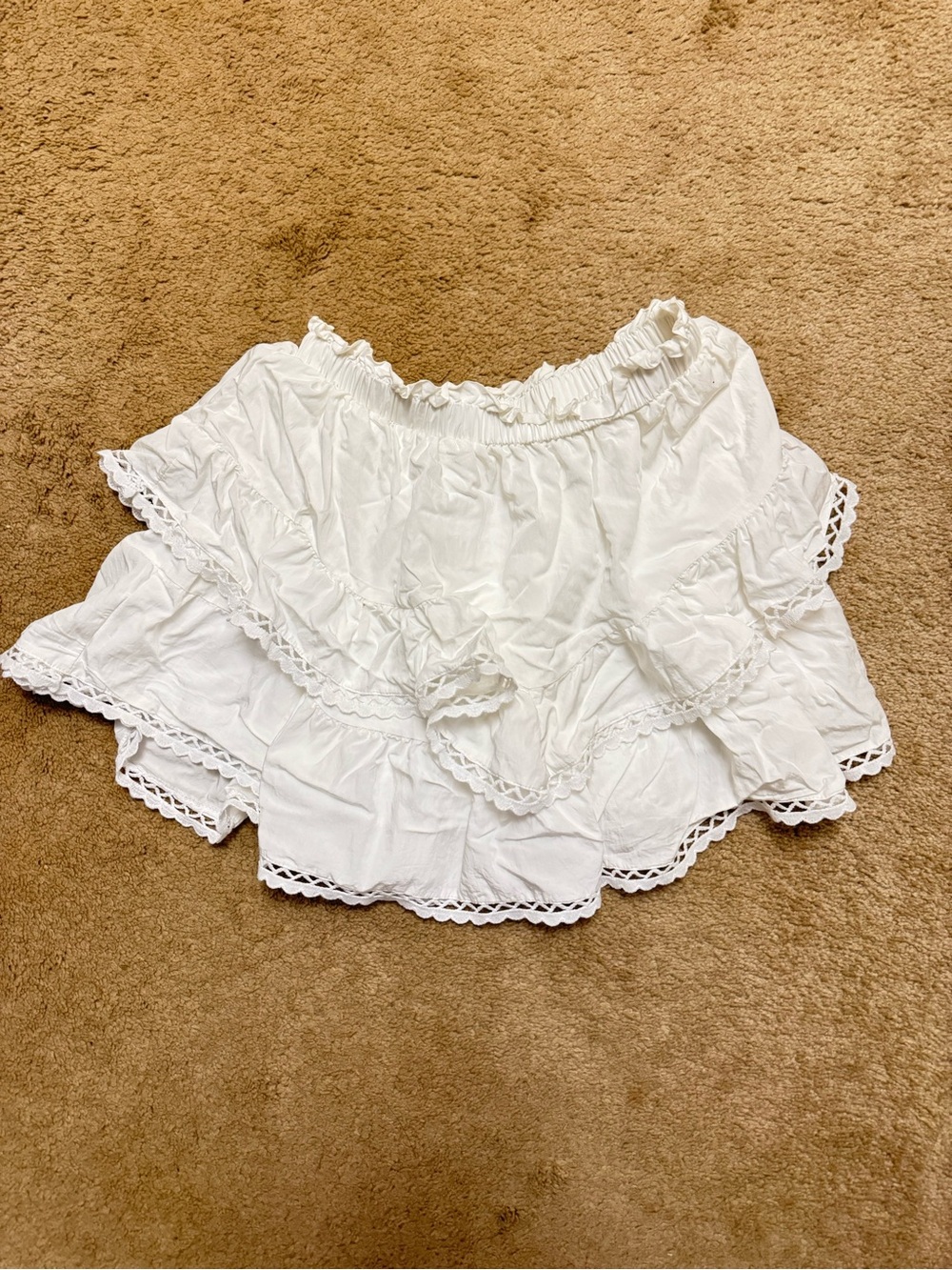Amazon White Ruffled Mini Skirt - Picture 2 of 3